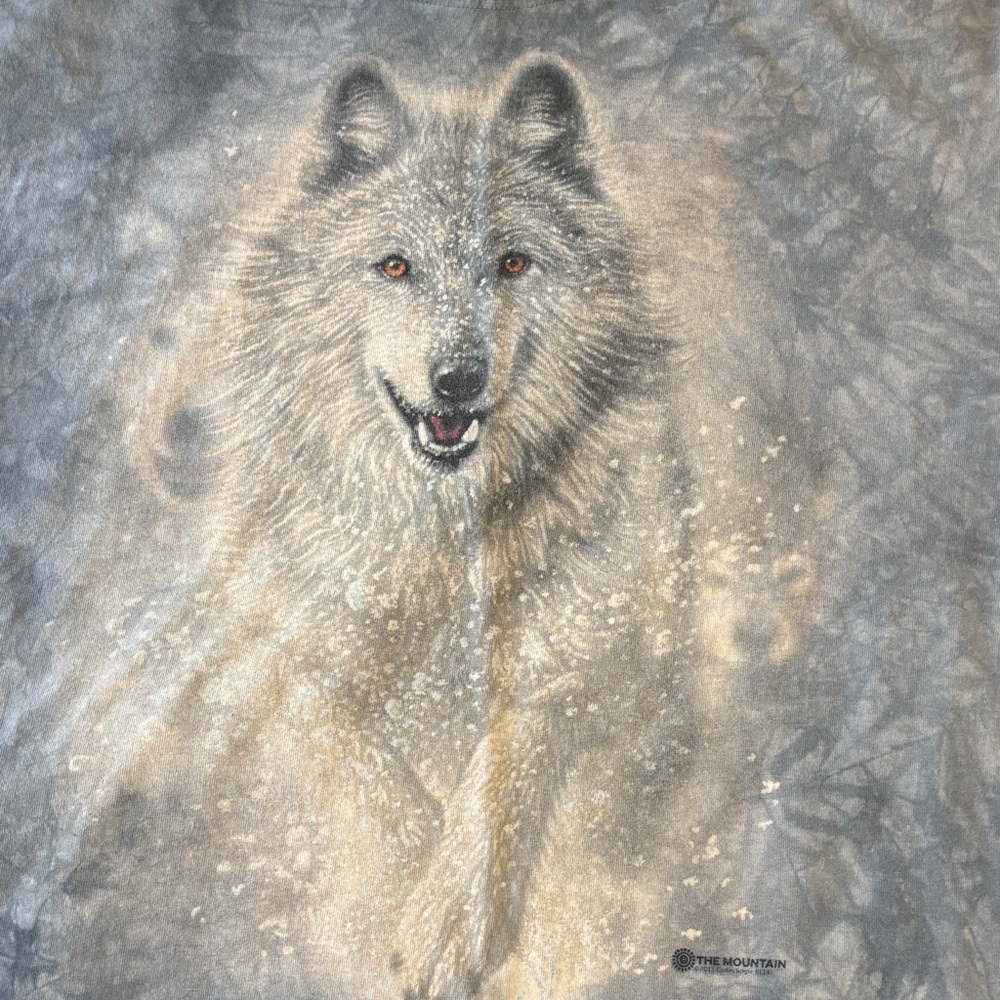 The Mountain Majestic Wolf T Shirt 2013